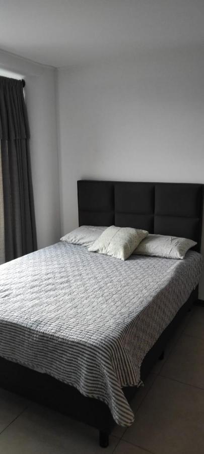 サンタ・クルス・デ・ラ・シエラApartamento Entero Centrico Y Confortableアパートメント エクステリア 写真